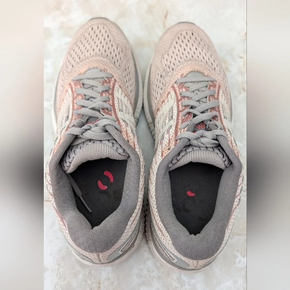 New Balance 860 Women's Runing Shoes in Pink and Gray Size 10